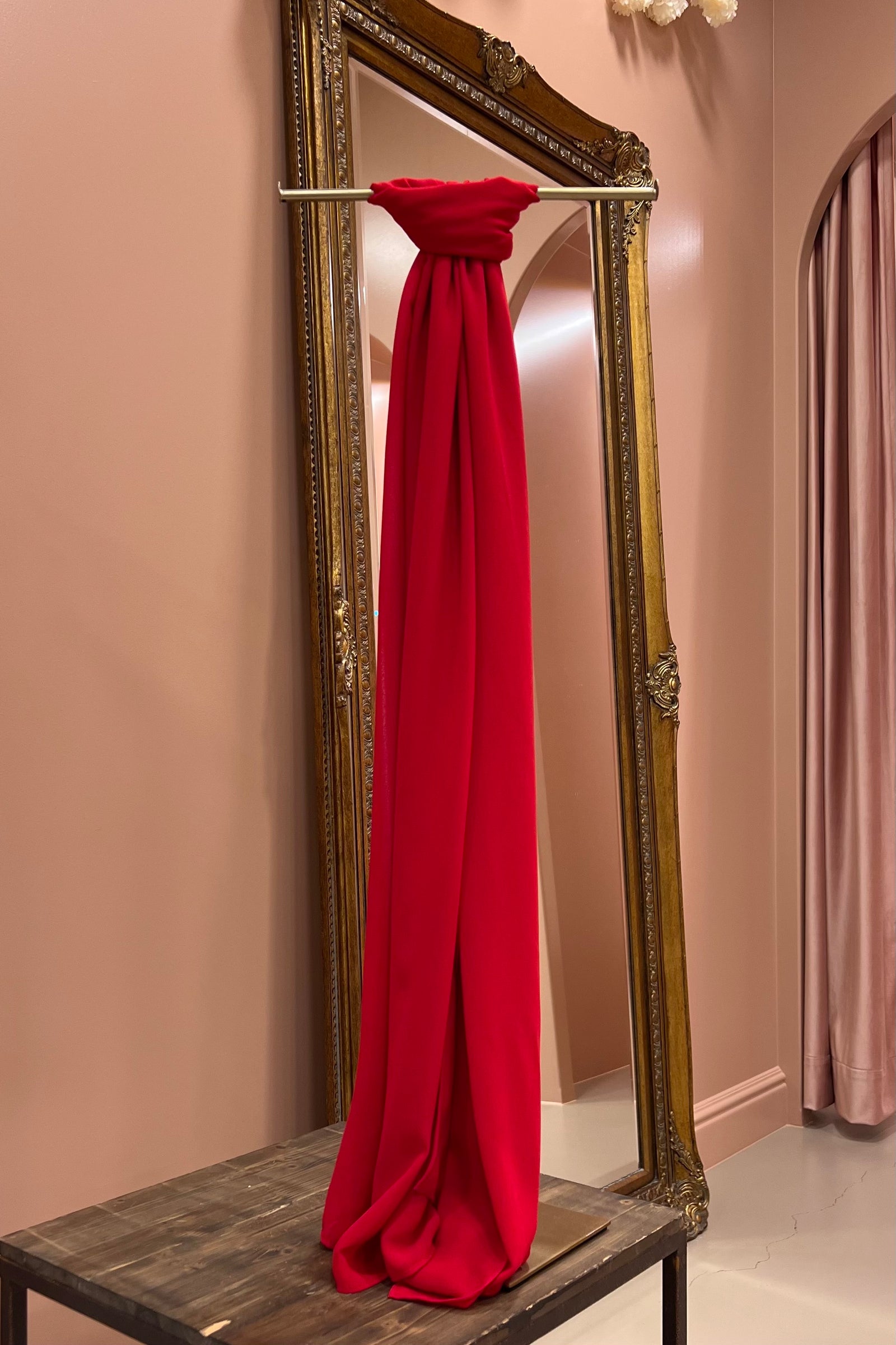 Simplicity Scarf - Red