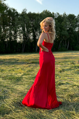 Simplicity Dress - Cerise Red