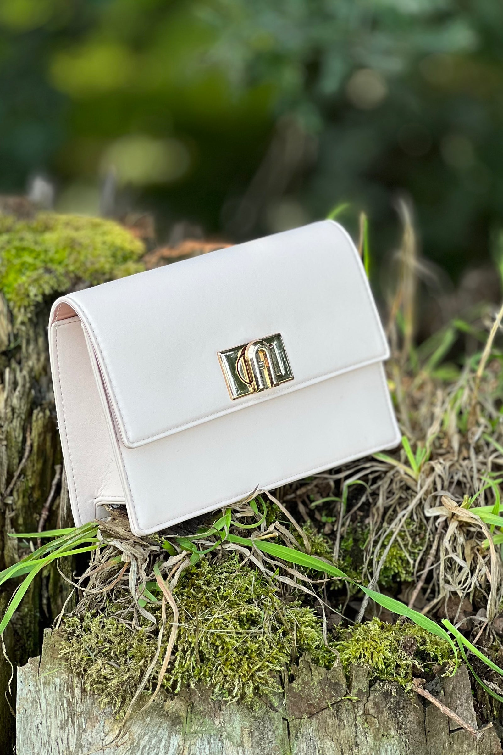 Darling Clutch - Pastel Pink