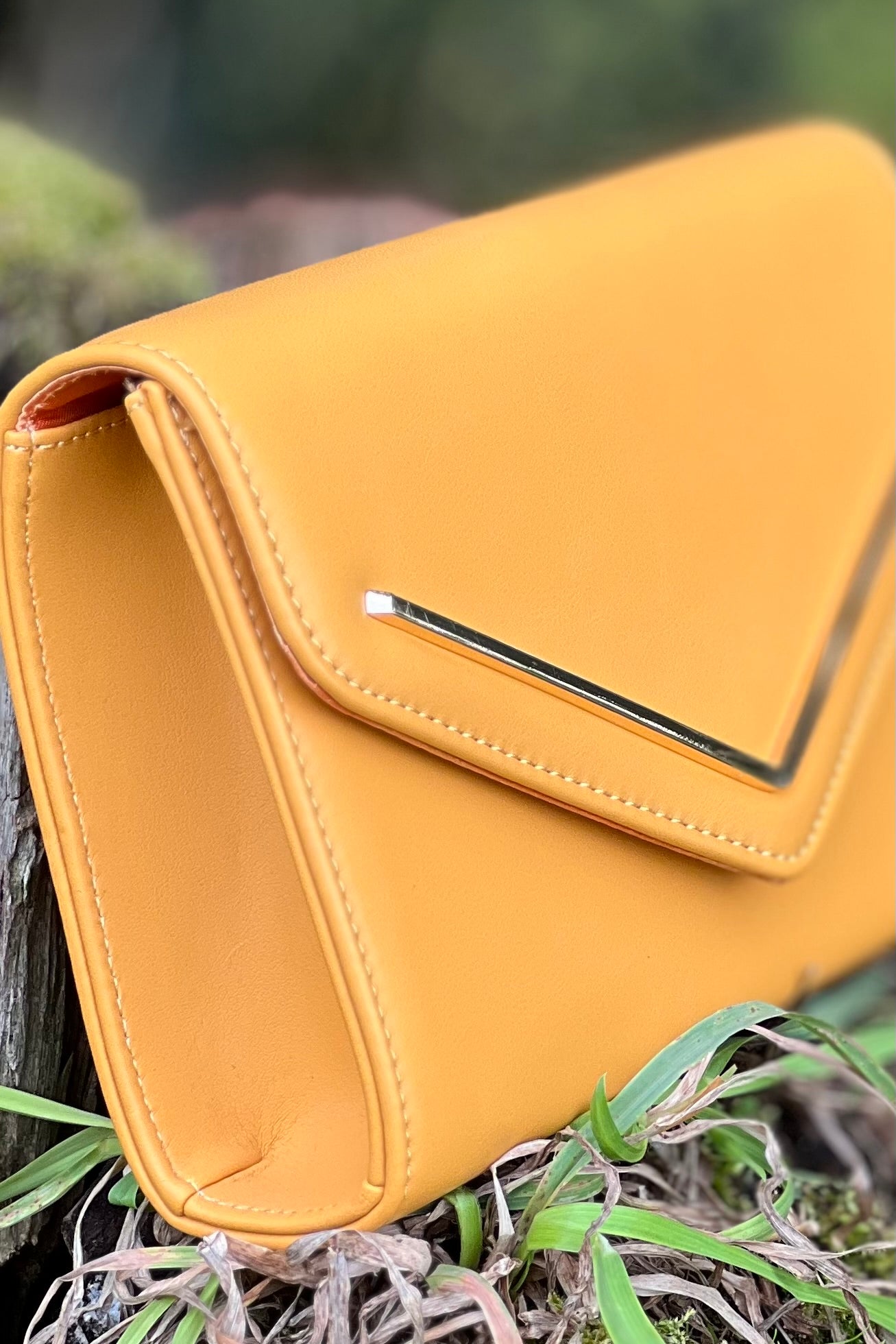 You’ve Got Mail Clutch - Yellow