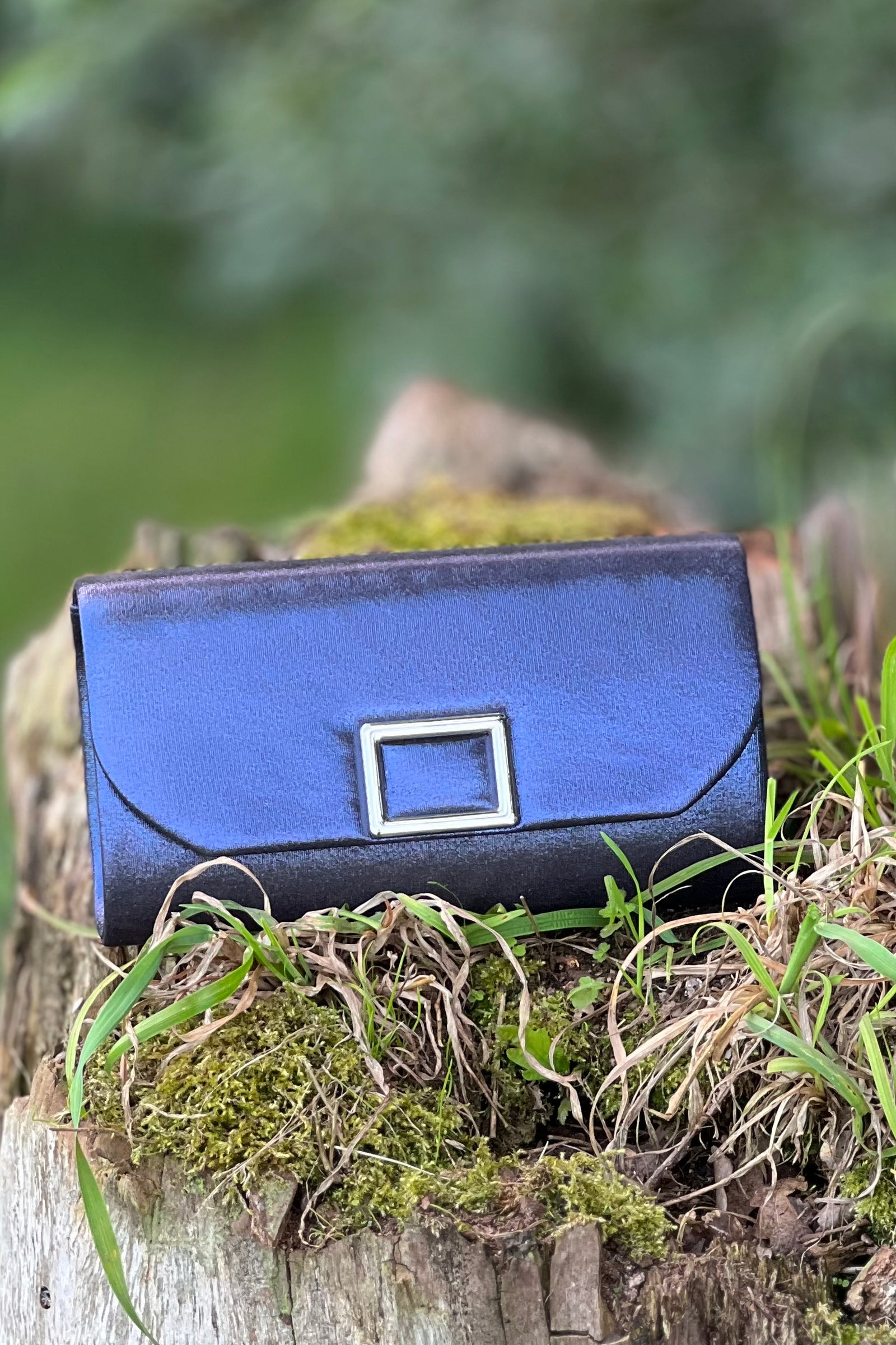 Art Clutch - Navy