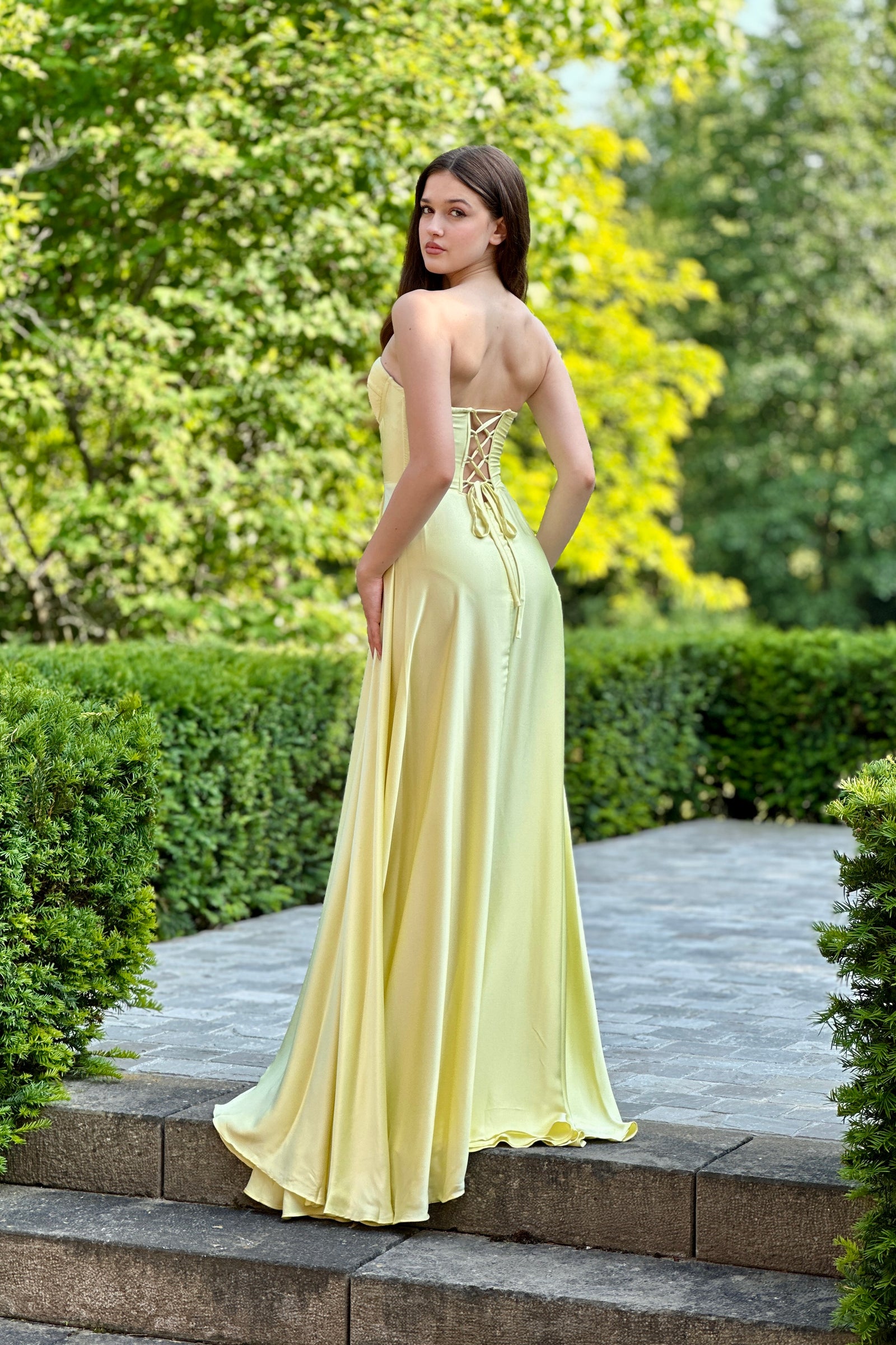 Movie Star Dress - Yellow