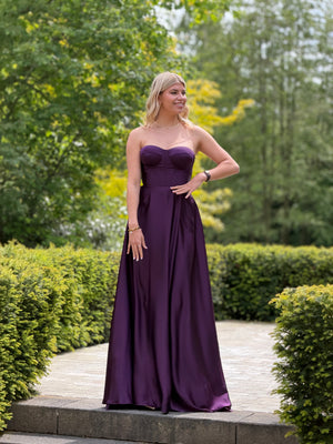 Movie Star Dress - Aubergine Purple