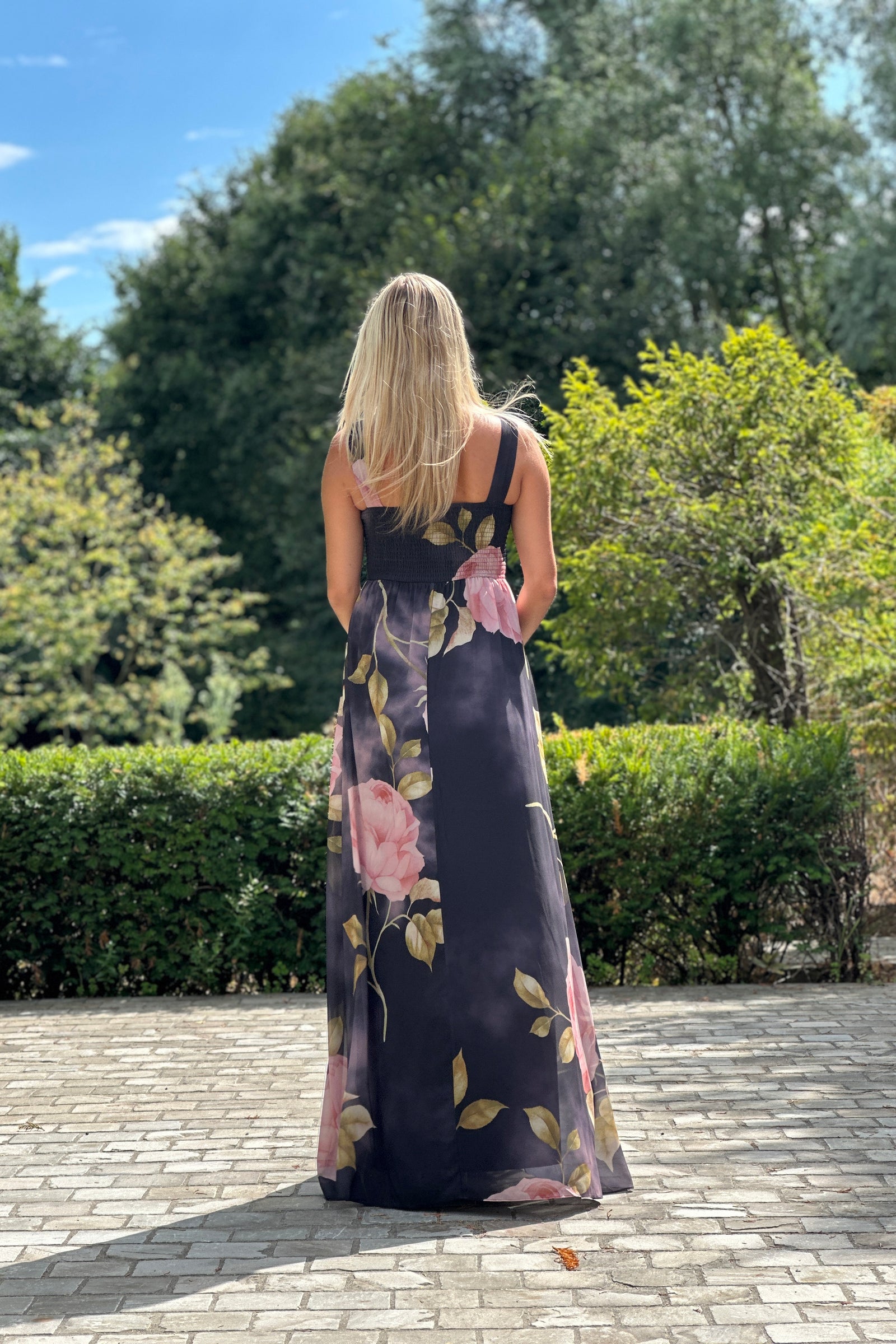 Rose Dress - Black & Pink