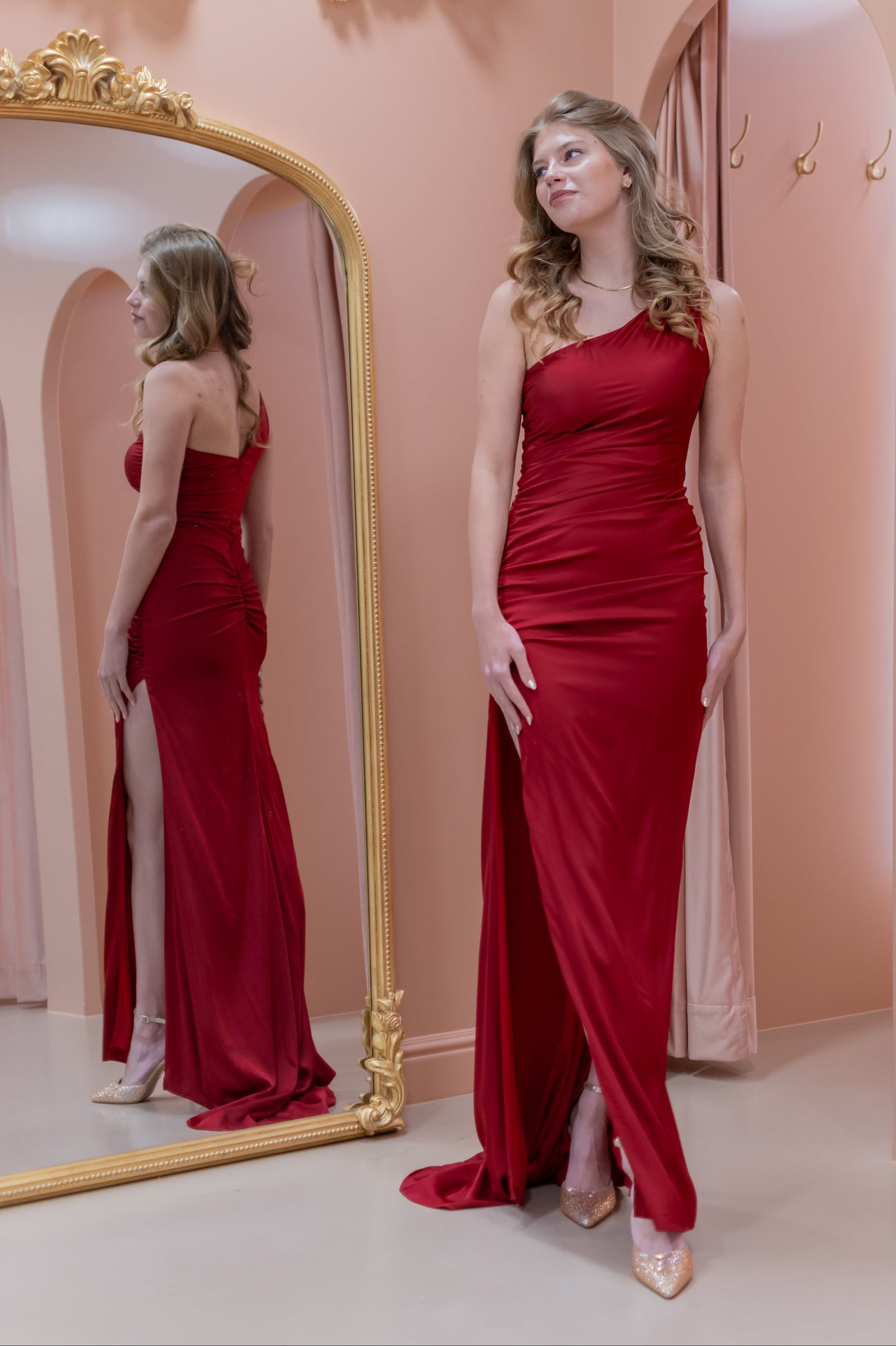 Hollywood Star Dress - Bordeaux Red