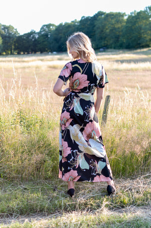 Perfect Day Dress - Black & Pink