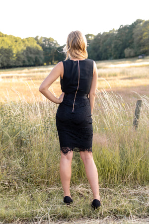 The Perfect Little Lace Dress - Black (alleen online te koop, niet in de winkel)