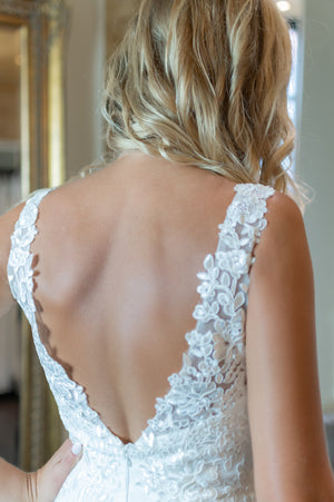 Romantic Lace Dress - White