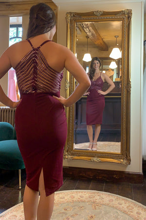 Figure Flaunting Dress - Bordeaux (alleen online te koop, niet in de winkel)