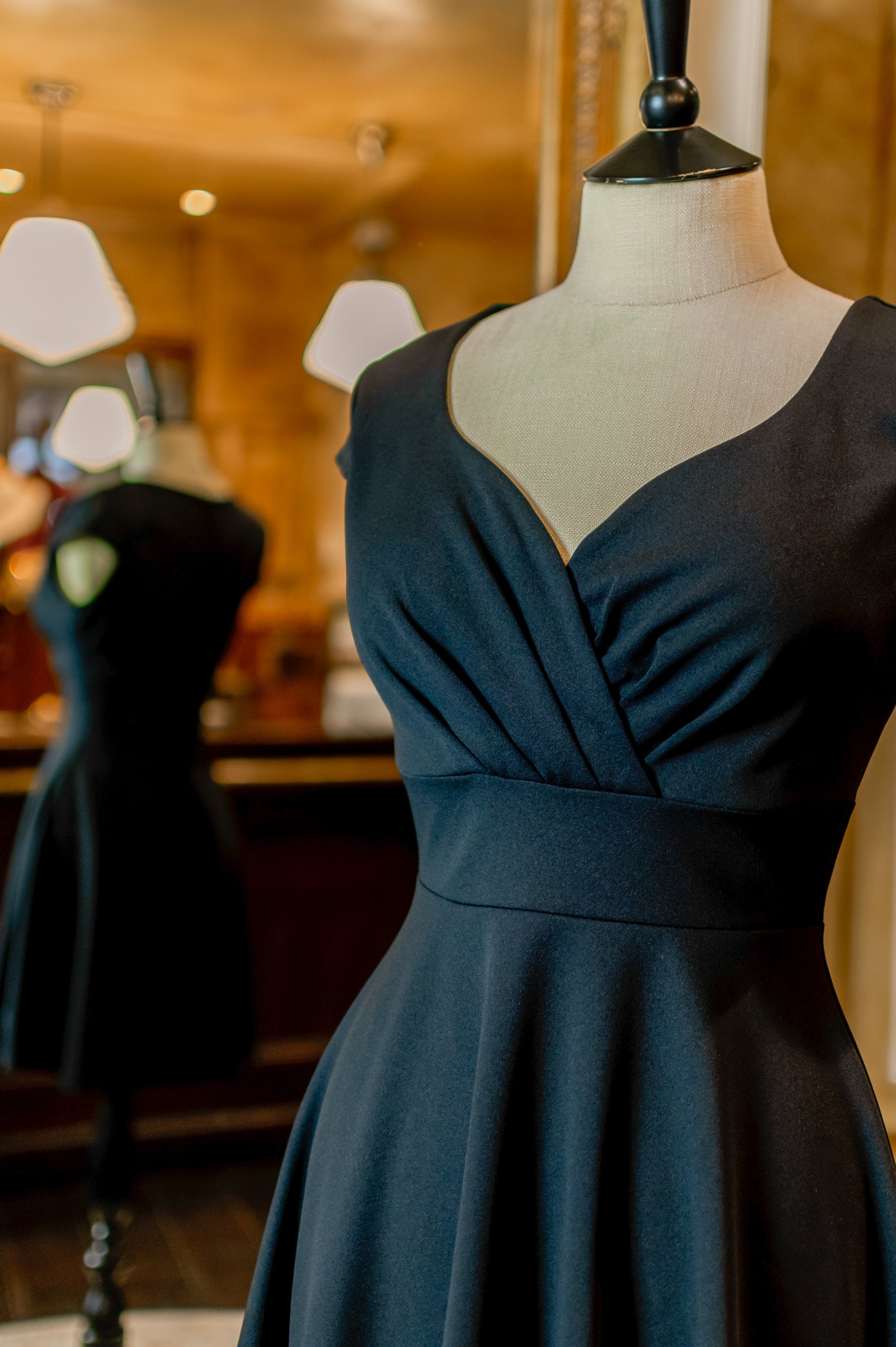 Smart Dress - Black