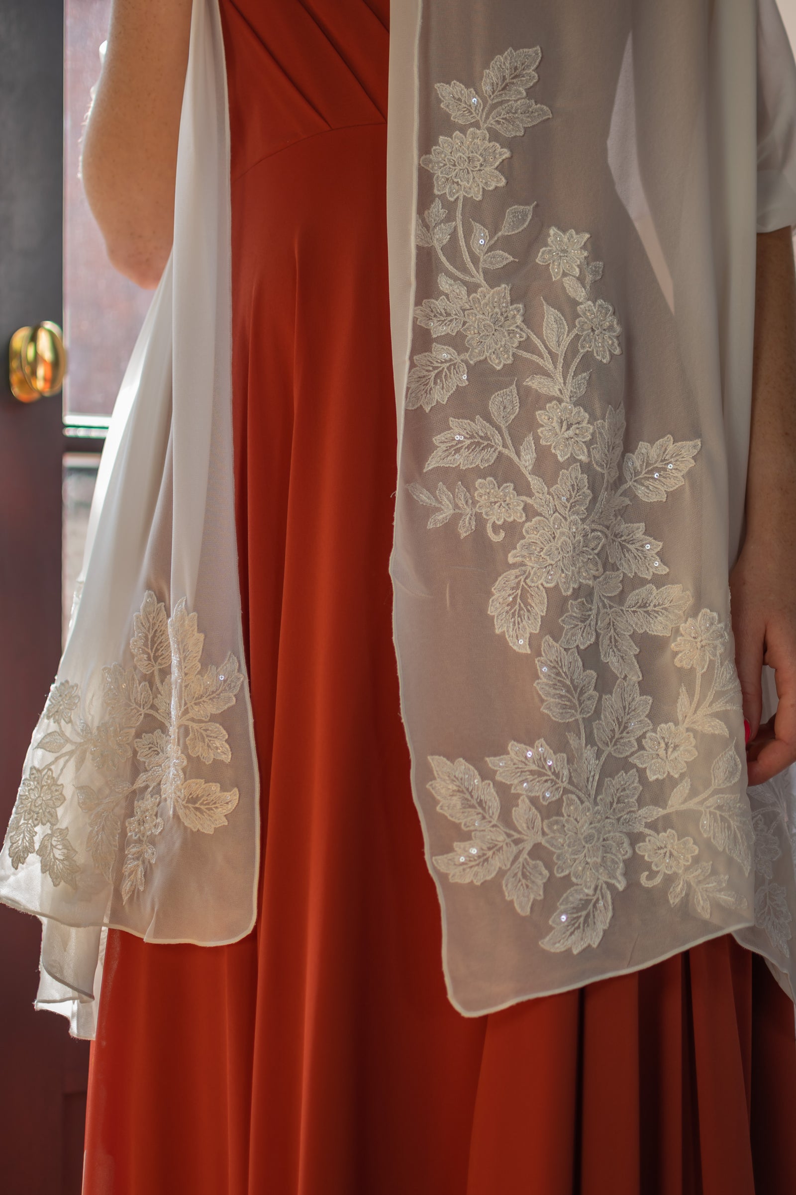 Vintage Art Scarf - Ivory