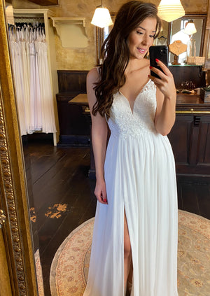 Love @ First Sight Dress - Ivory White